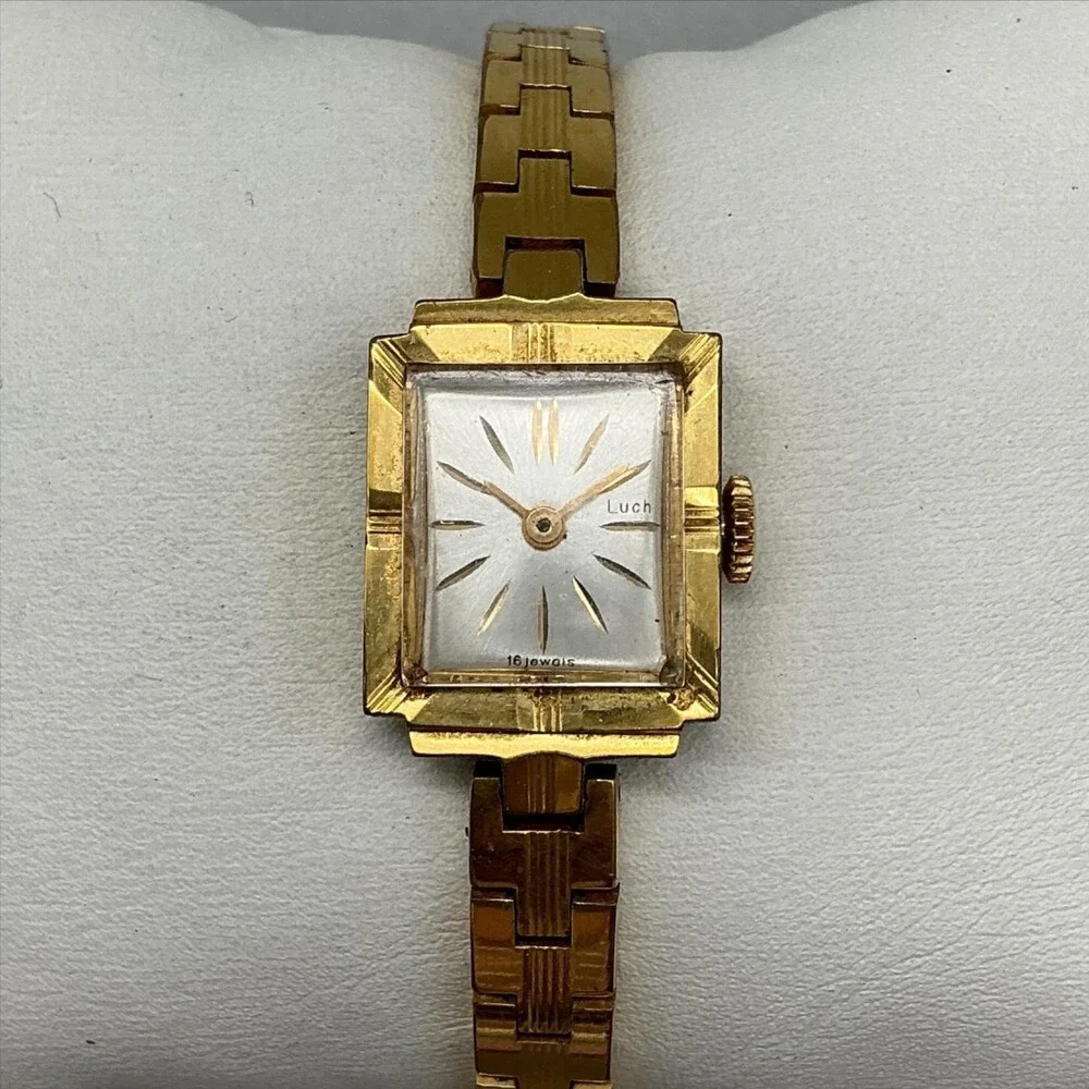 Vintage Luch USSR Womens Watch 16mm Gold Plated Band Manual Wind 16 Jewels 7